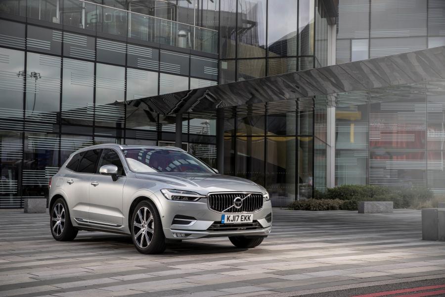  Volvo XC60 D4 Inscription 2017 года  (UK) (фото 77 из 172)